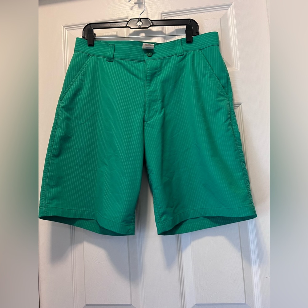 Underarmour short. - Picture 5 of 9